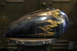 バイクタンクペイント